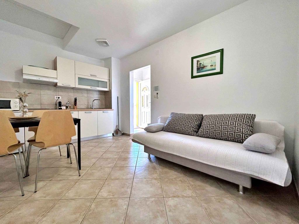 Ferienwohnung mit Meerblick und Grillmöglichkeit