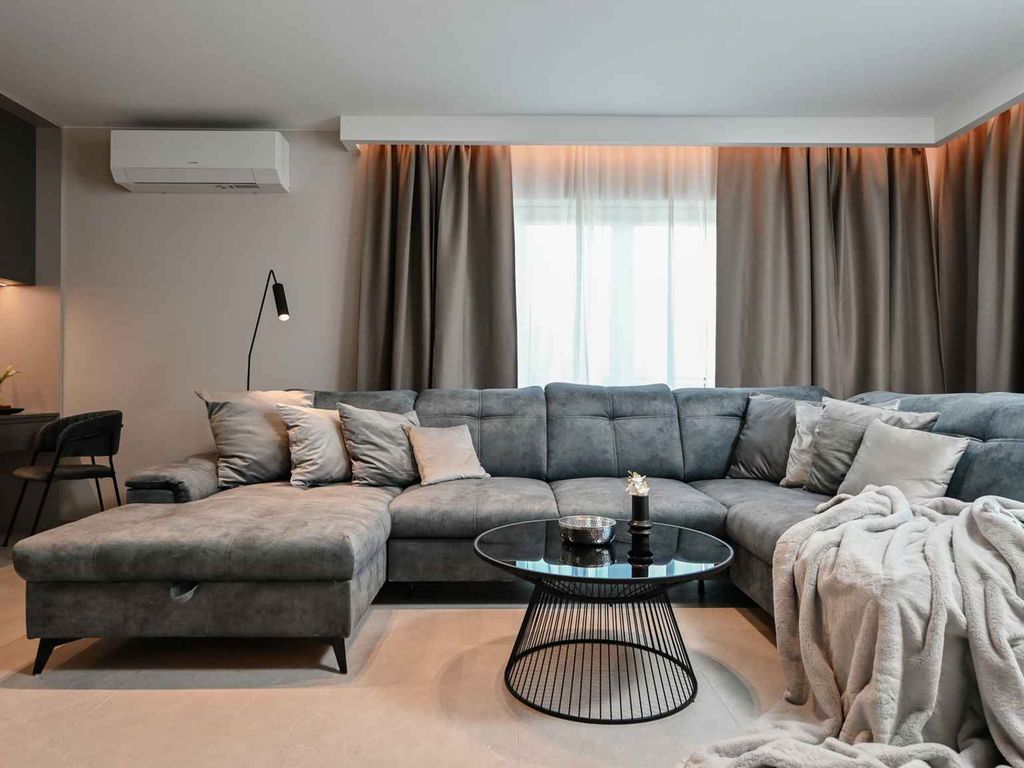 Ferienwohnung mit Swimmingpool und Grill zur gemeinsamen Nutzung