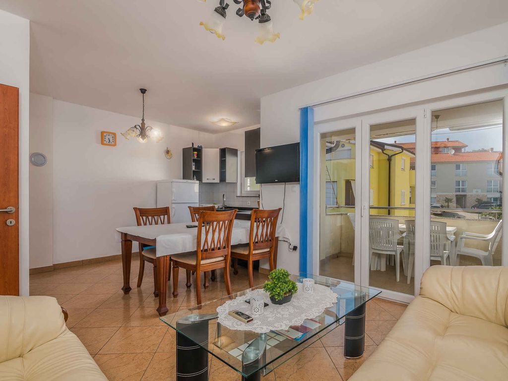 Ferienwohnung Apartment mit Klimaanlage in Meeresnähe