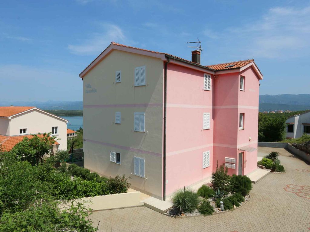 Ferienwohnung mit Klimaanlage und Meerblick