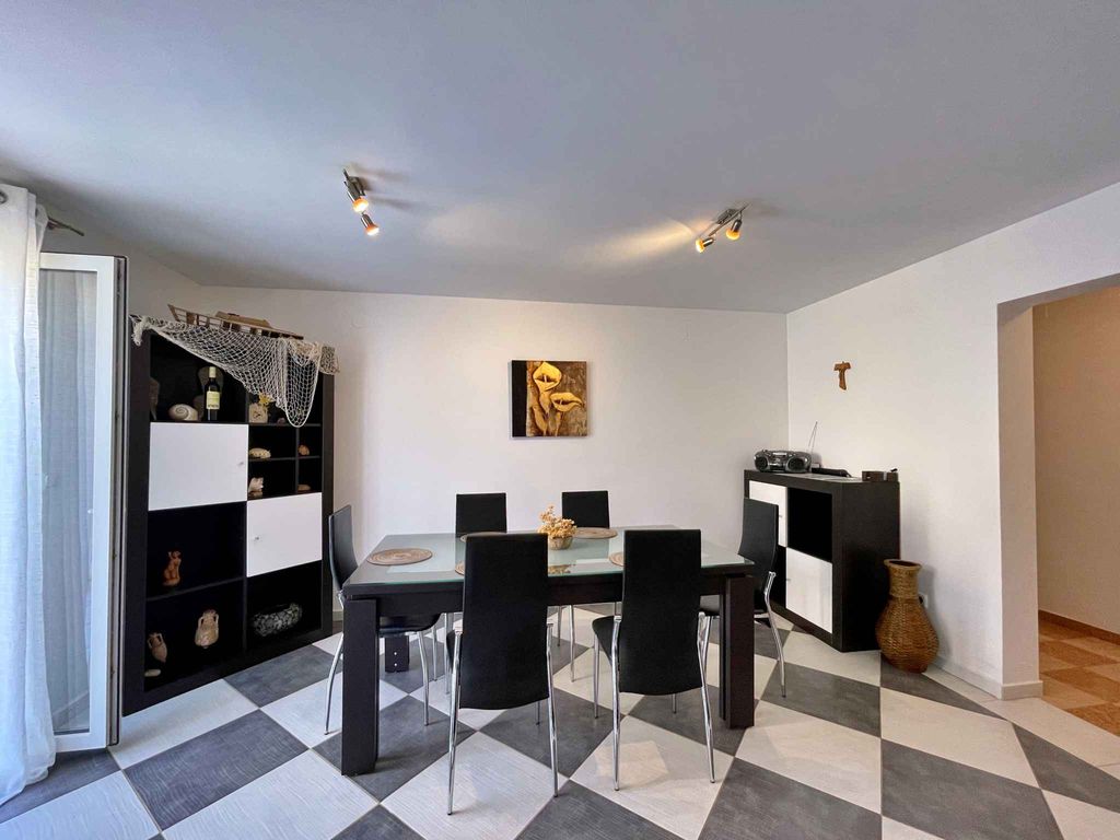 Ferienwohnung mit Terrasse in Strandnähe
