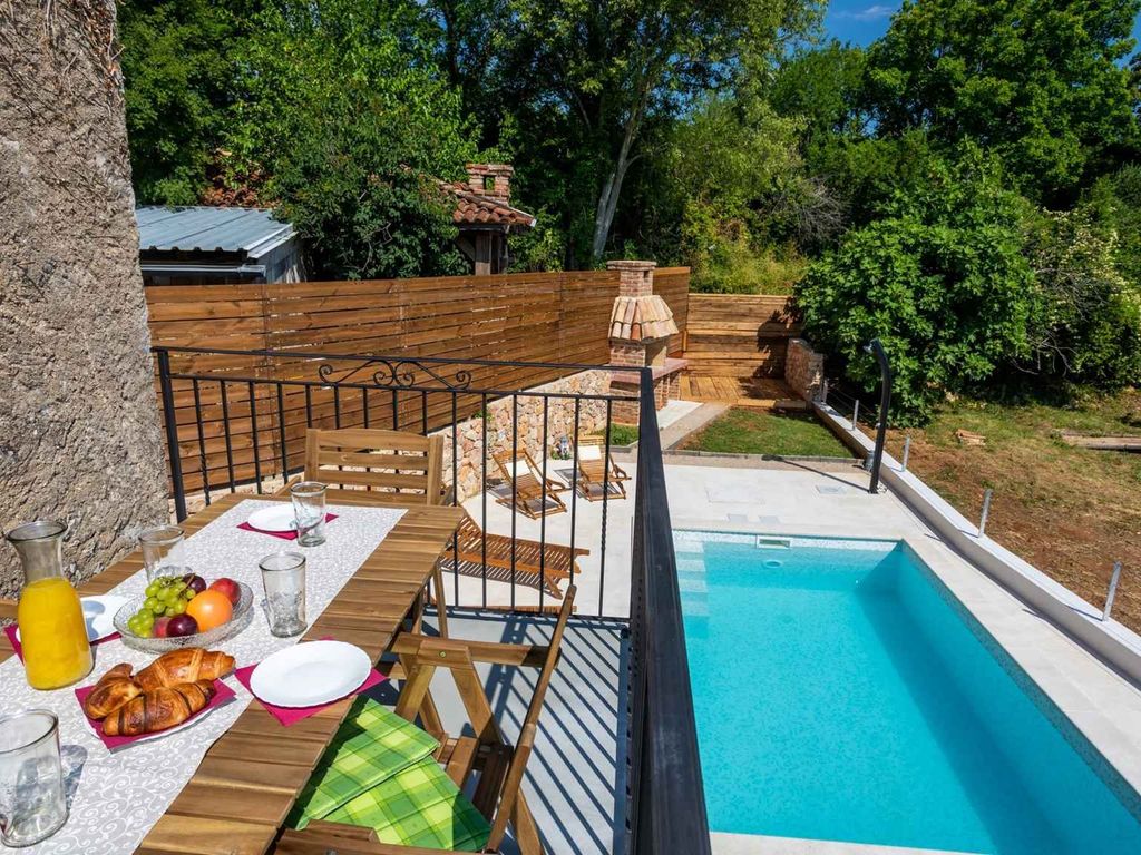 Villa mit Klimaanlage und Pool