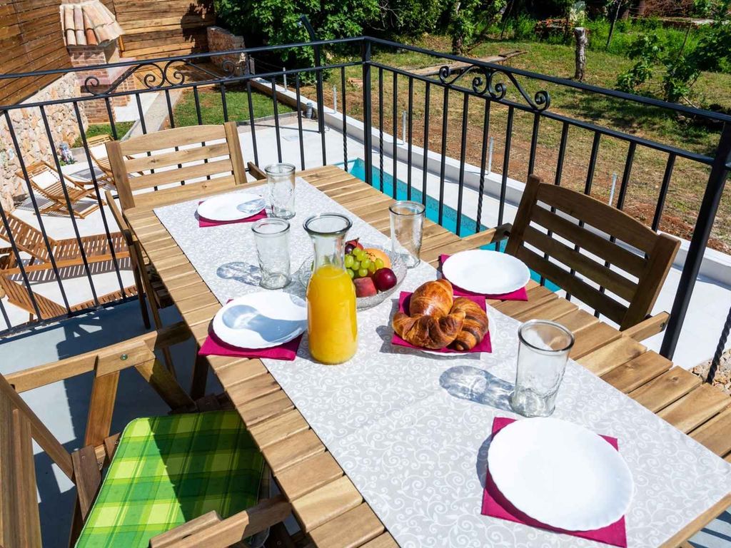 Villa mit Klimaanlage und Pool
