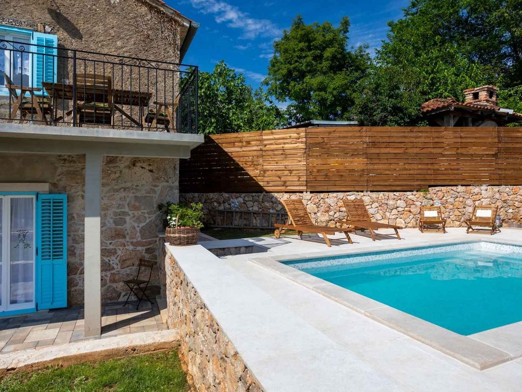 Villa mit Klimaanlage und Pool