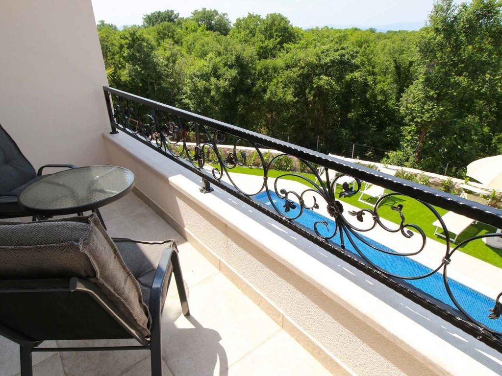 Villa mit Klimaanlage und Pool