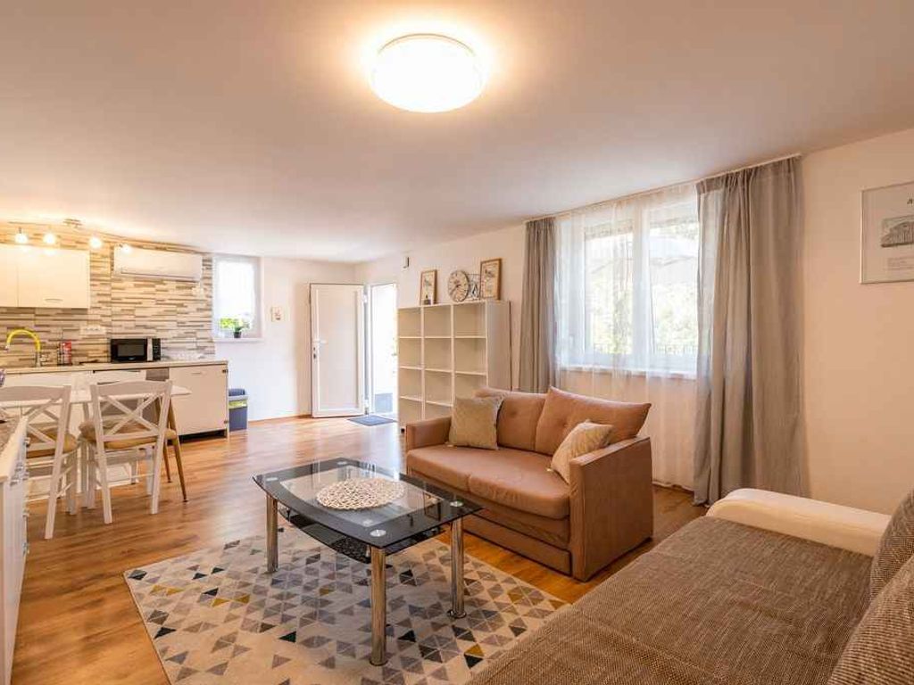 Ferienwohnung mit Terrasse