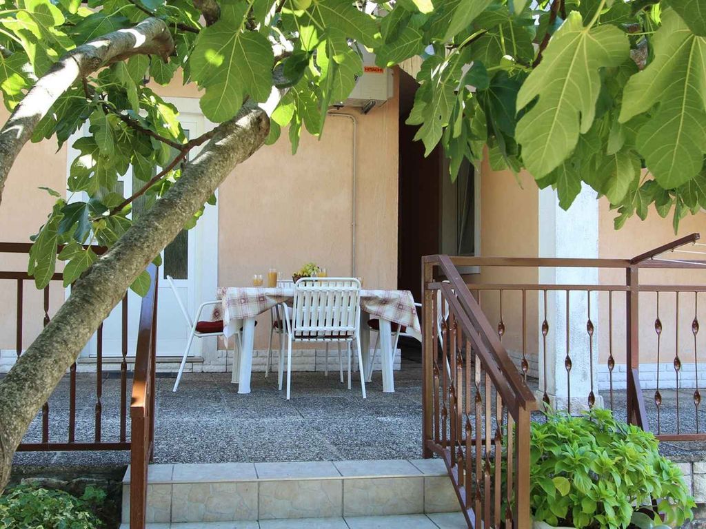 Ferienwohnung mit Terrasse