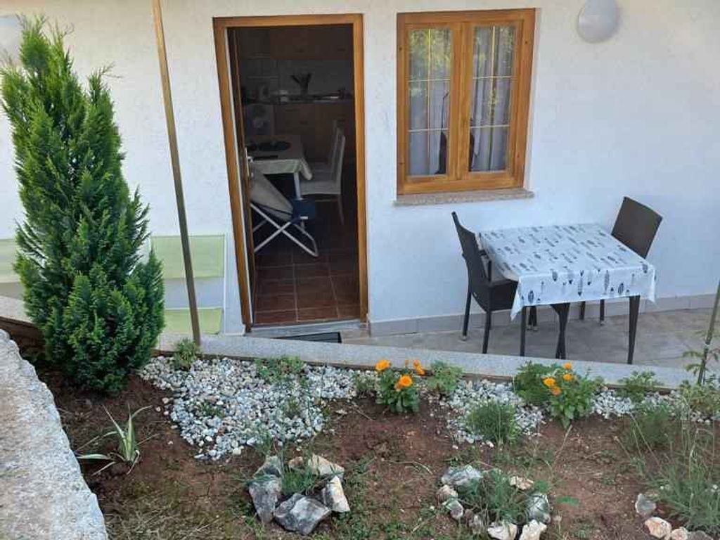 Studio mit Terrasse