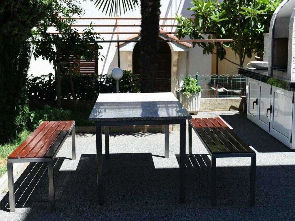 Ferienwohnung modern eingerichtet mit Meerblick