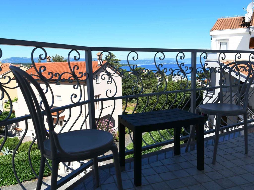 Ferienwohnung modern eingerichtet mit Meerblick