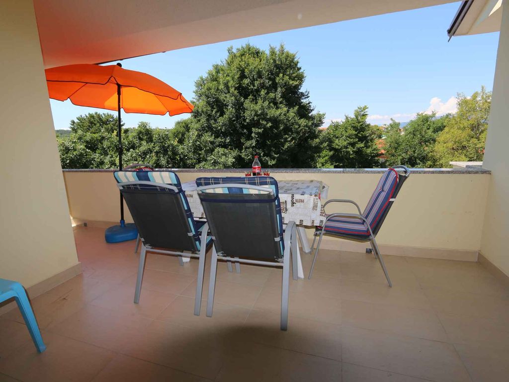 Ferienwohnung mit Balkon und Klimaanlage