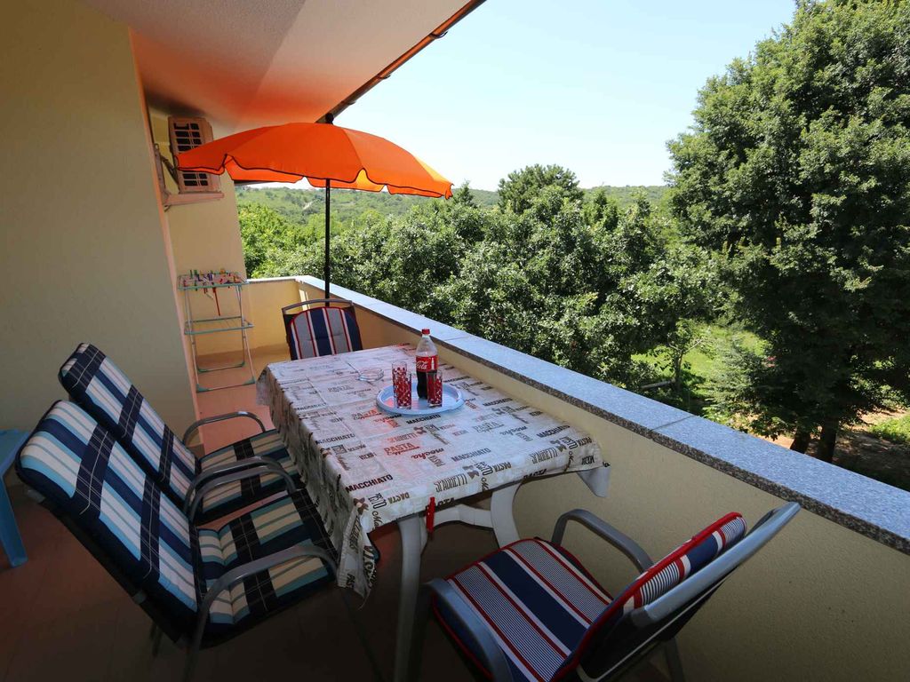 Ferienwohnung mit Balkon und Klimaanlage
