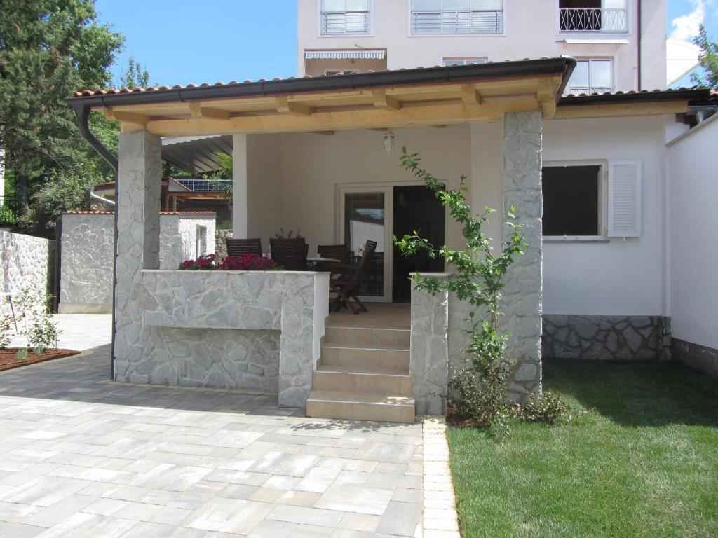 Ferienhaus mit Terrasse und Klimaanlage