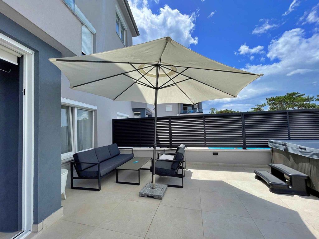 Ferienwohnung mit privatem Whirlpool und Swimmingpool zur gemeinsamen Nutzung