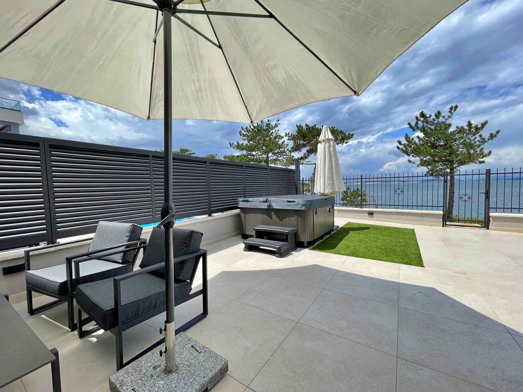 Ferienwohnung mit privatem Whirlpool und Swimmingpool zur gemeinsamen Nutzung
