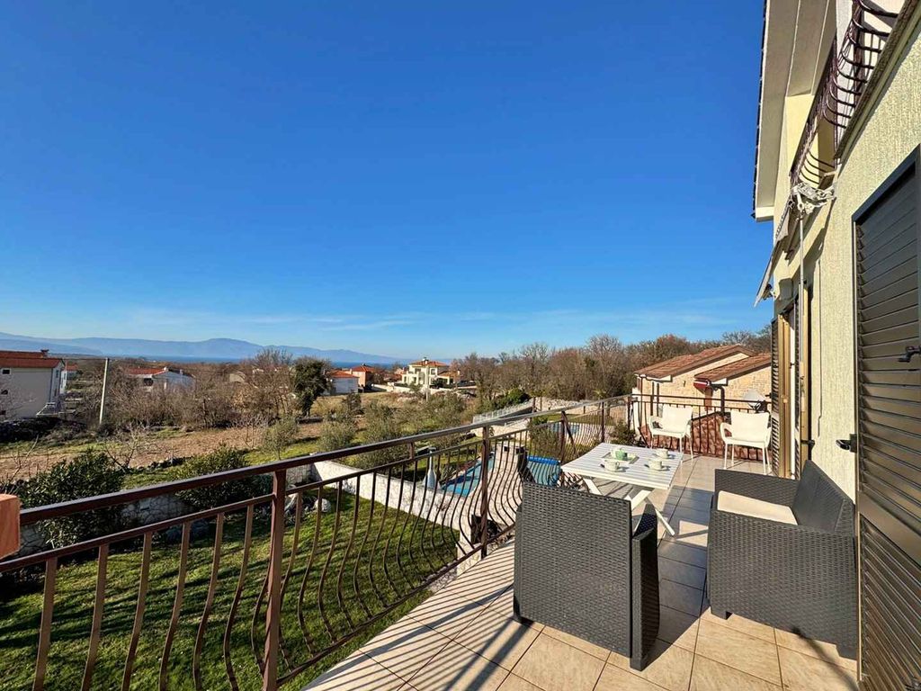 Ferienwohnung mit Klimaanlage und Balkon