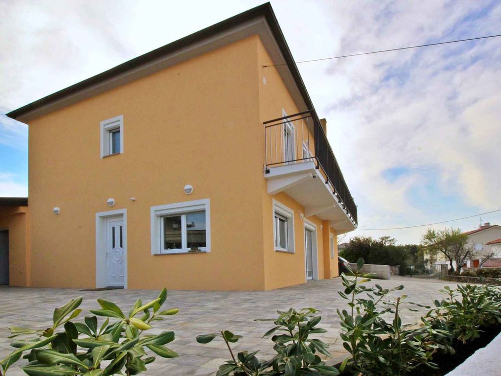 Ferienwohnung mit Klimaanlage und Grillmöglichkeit