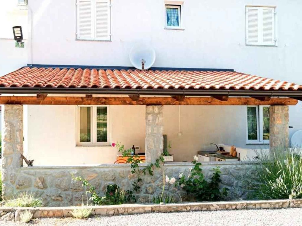 Ferienwohnung mit Klimaanlage und Grill in Strandnähe