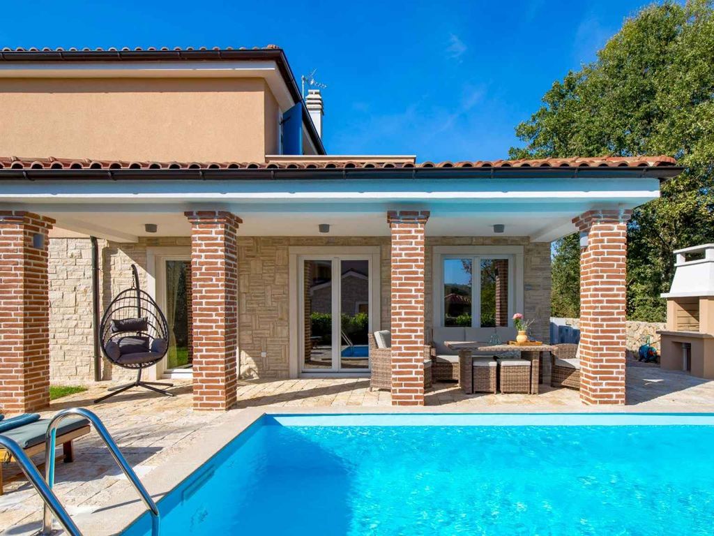 Ferienhaus mit Swimmingpool