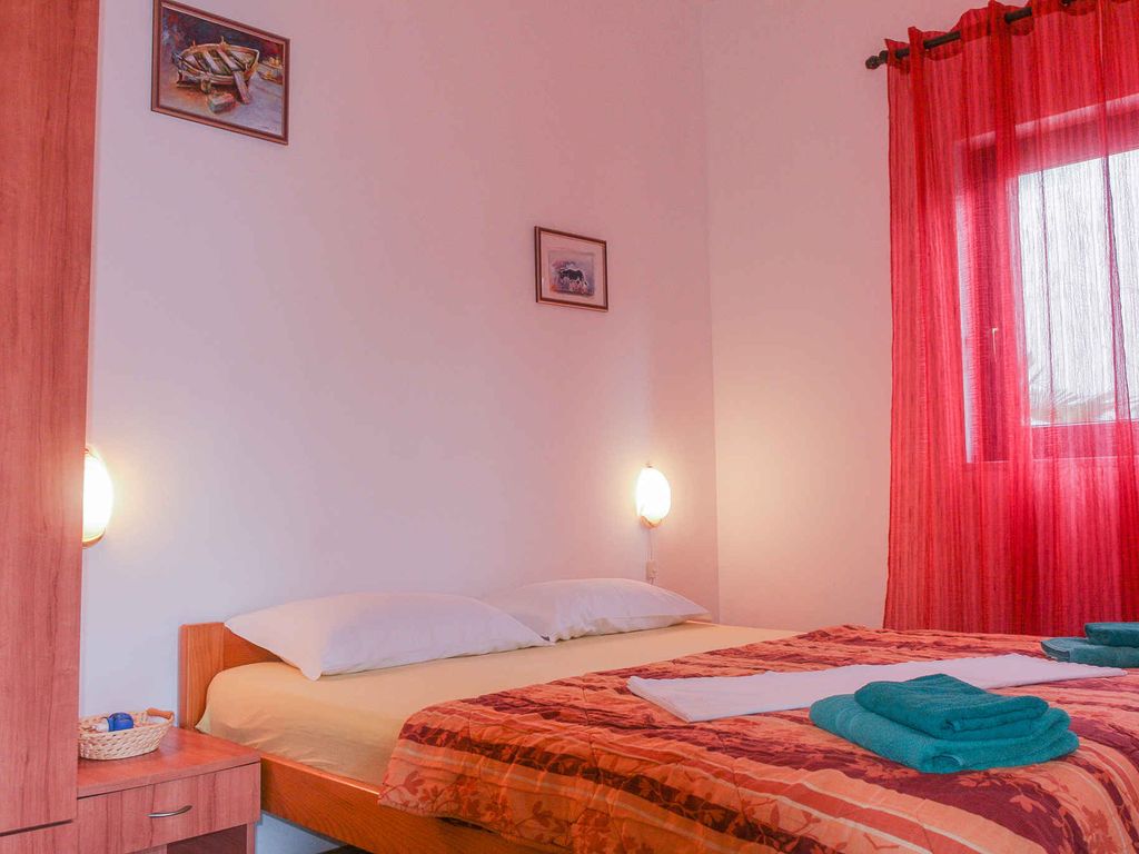 Ferienwohnung Apartments Suzy, Apartment Suzy 5 with shared Pool, 3980