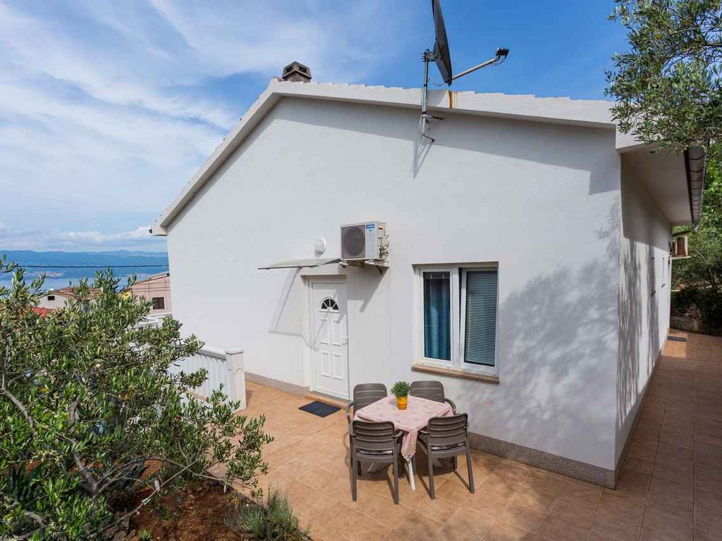 Ferienwohnung mit einem Schlafzimmer, in der Nähe vom Strand