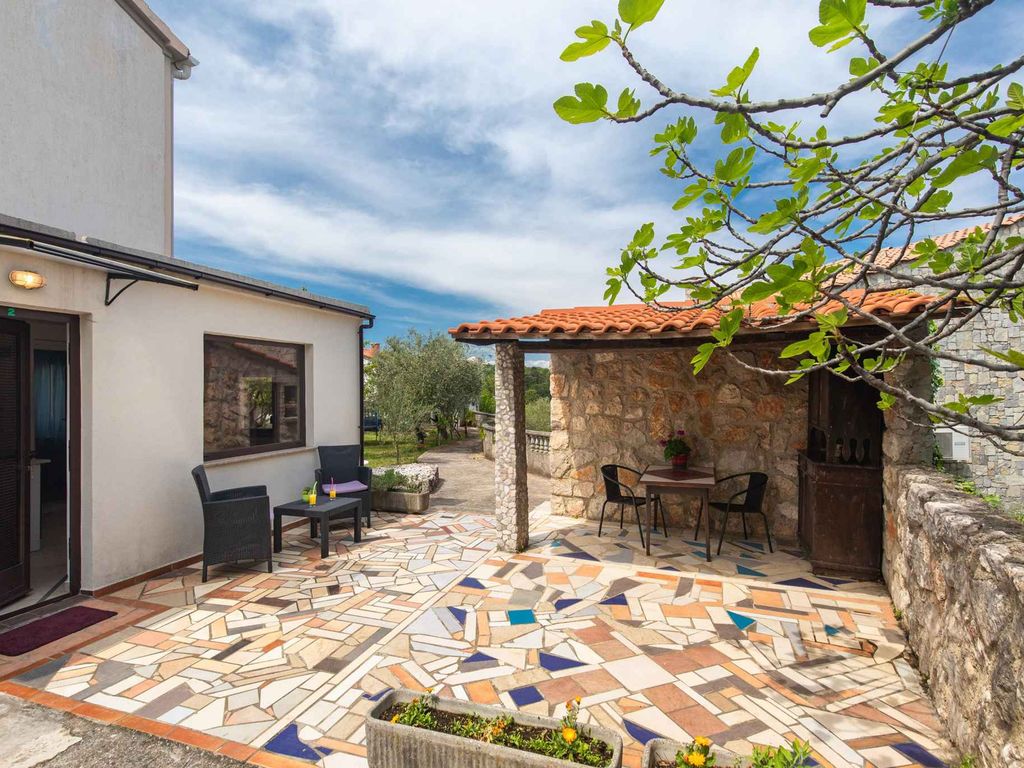 Ferienwohnung mit schöner Terrasse
