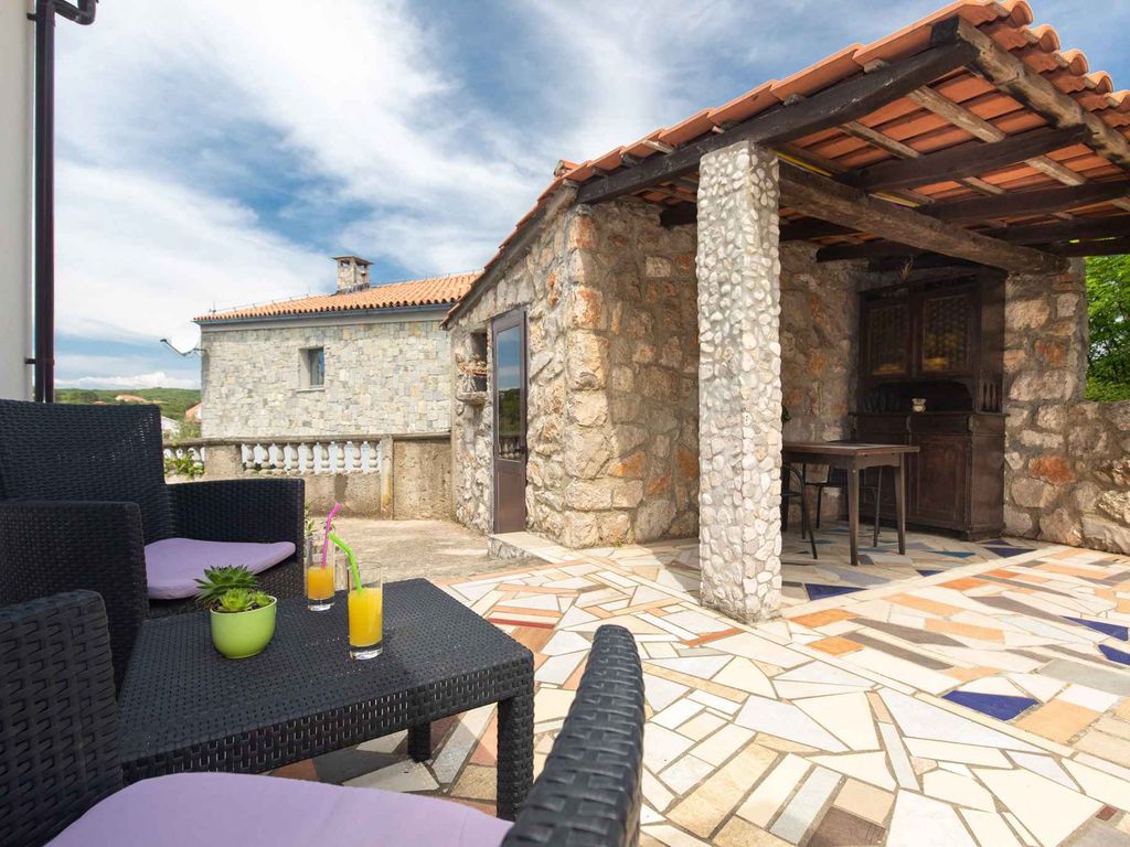 Ferienwohnung mit schöner Terrasse