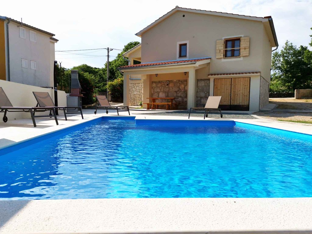 Ferienhaus mit Pool