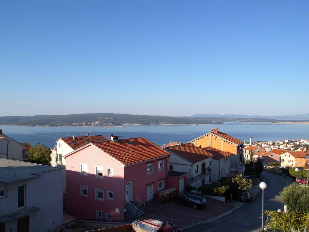 Ferienwohnung mit 10 qm Loggia mit Meerblick, Anlage nicht geeignet für Jugendgruppen unter 25 Jahre