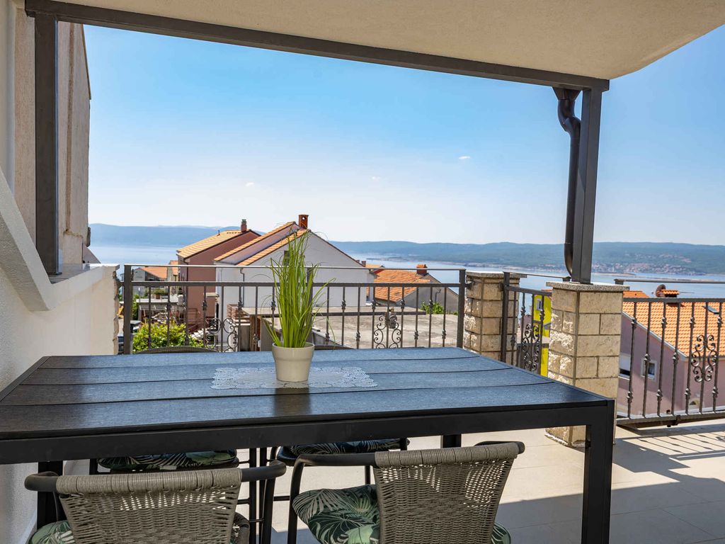Ferienwohnung mit Terrasse und Meerblick