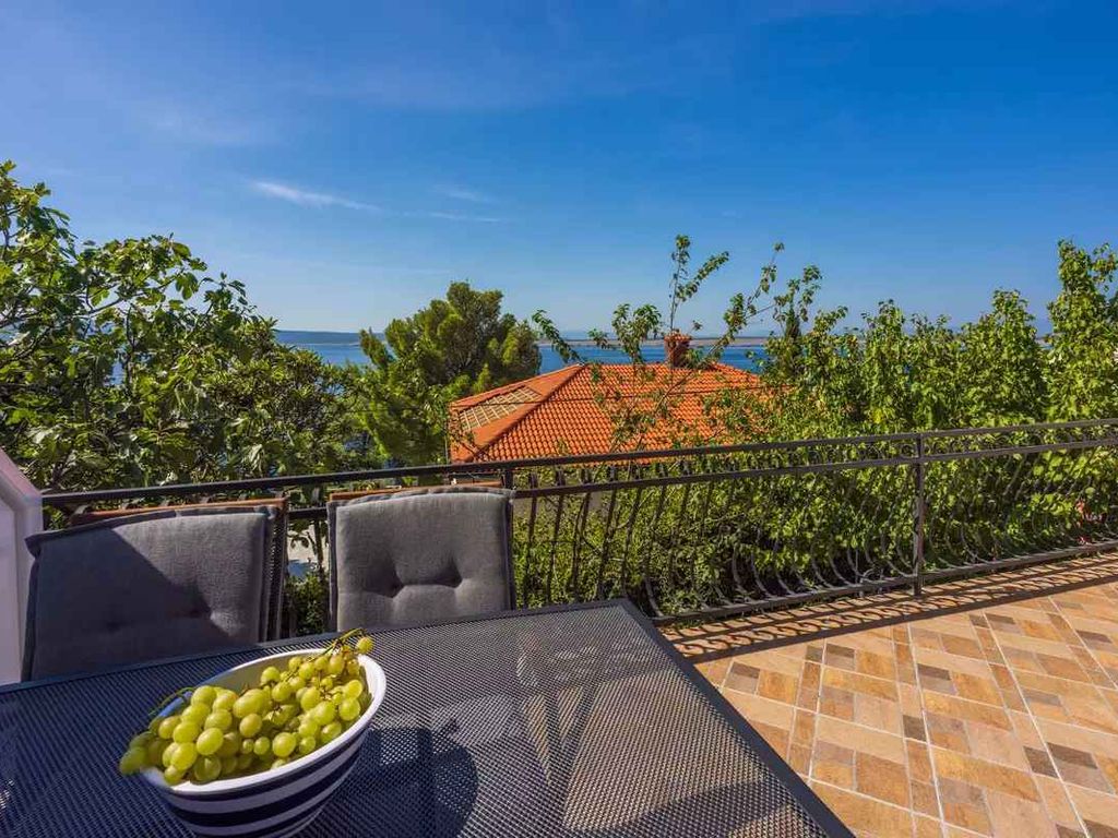 Ferienwohnung mit Balkon in Strandnähe
