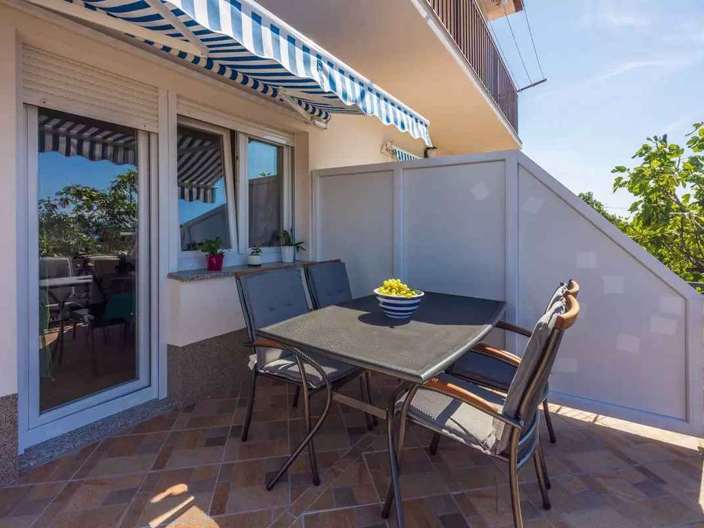 Ferienwohnung mit Balkon in Strandnähe