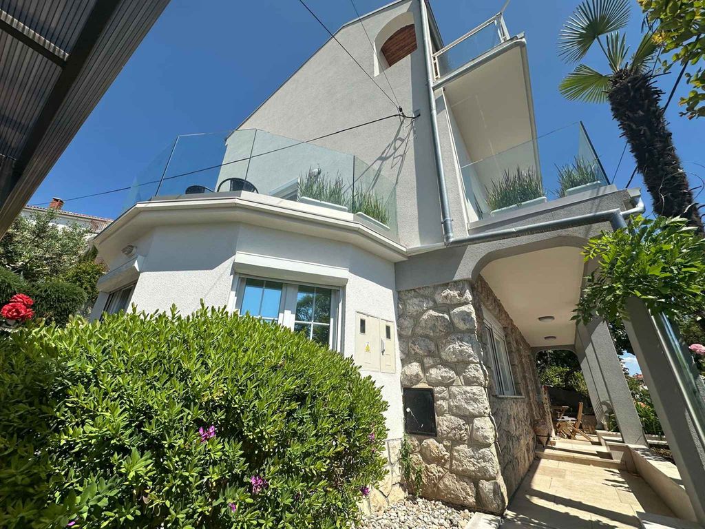 Ferienwohnung mit zwei Schlafzimmer und Balkon mit Meerblick