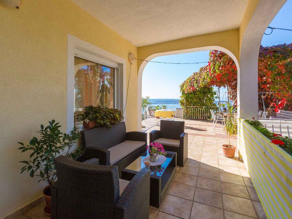 Ferienwohnung mit Klimaanlage und Terrasse