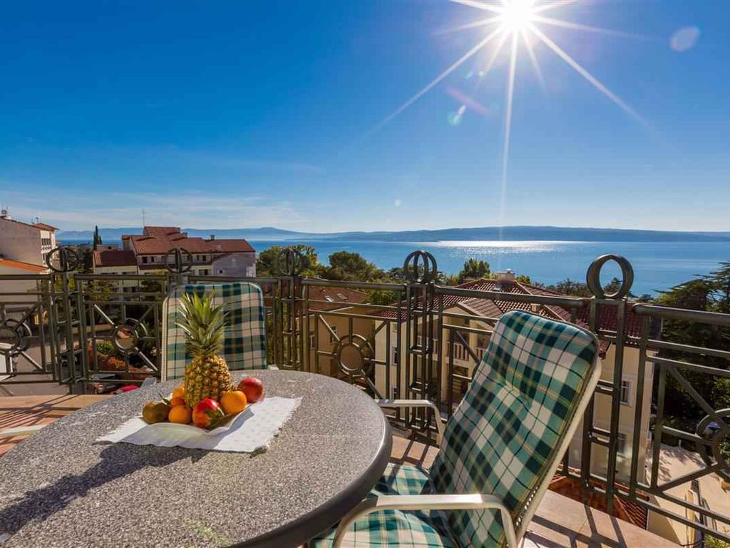 Ferienwohnung mit Balkon und Klimaanlage