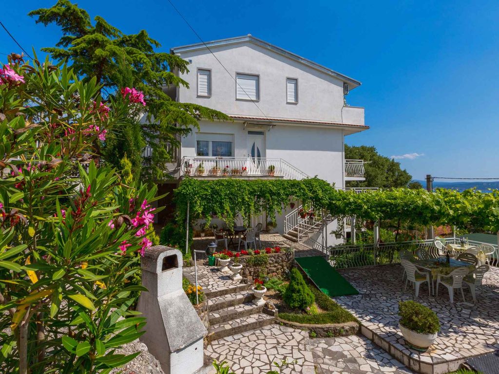 Ferienwohnung mit Balkon und Meerblick