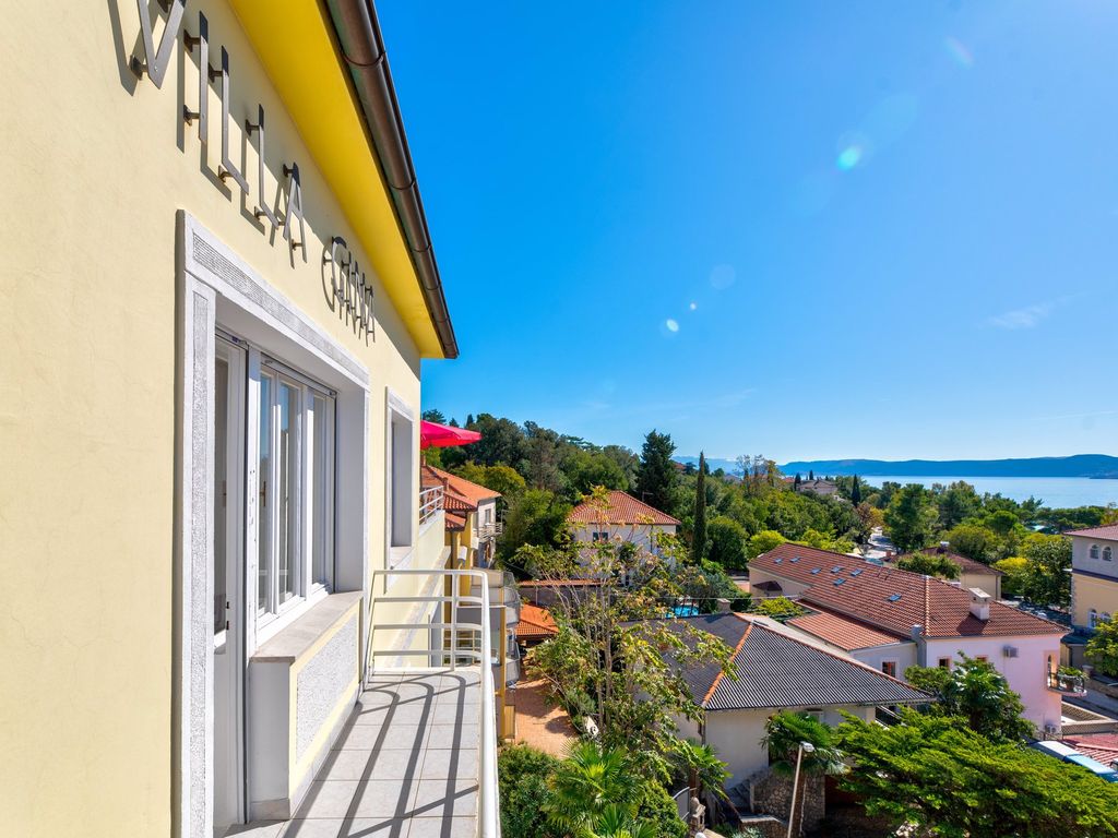 Ferienwohnung mit Balkon und Klimaanlage