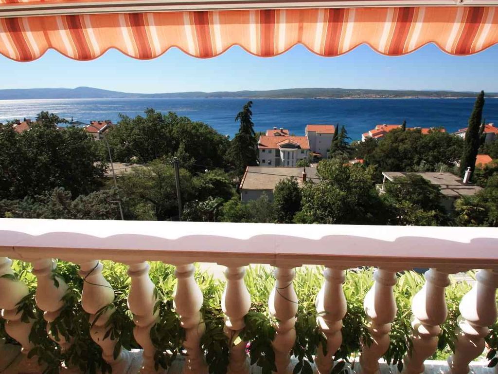 Ferienwohnung mit Balkon und Klimaanlage