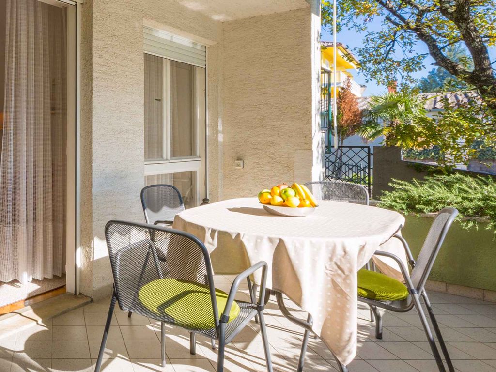 Ferienwohnung mit Terrasse in Strandnähe