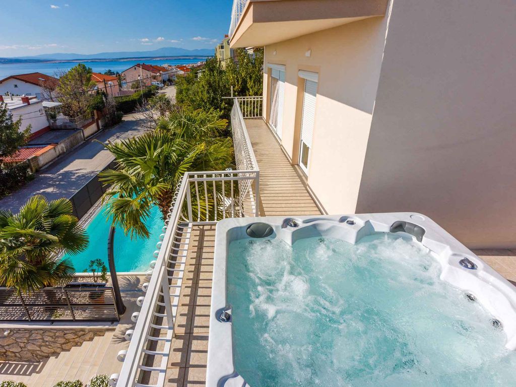 Ferienwohnung mit privatem Whirlpool und Swimmingpool zur gemeinsamen Nutzung