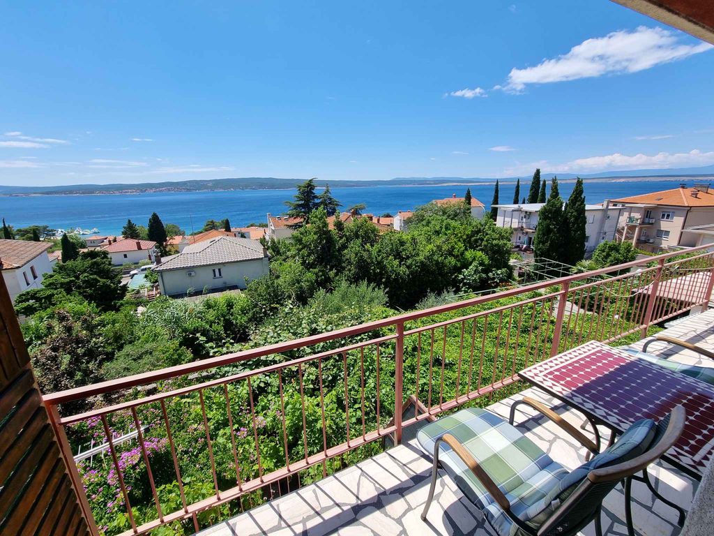 Ferienwohnung mit Balkon und Meerblick