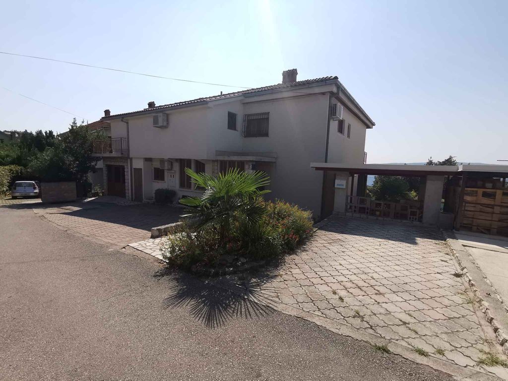 Ferienwohnung mit Balkon und Meerblick