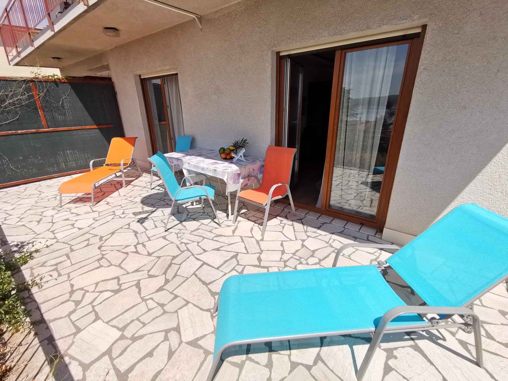 Ferienwohnung mit Terrasse und Meersicht