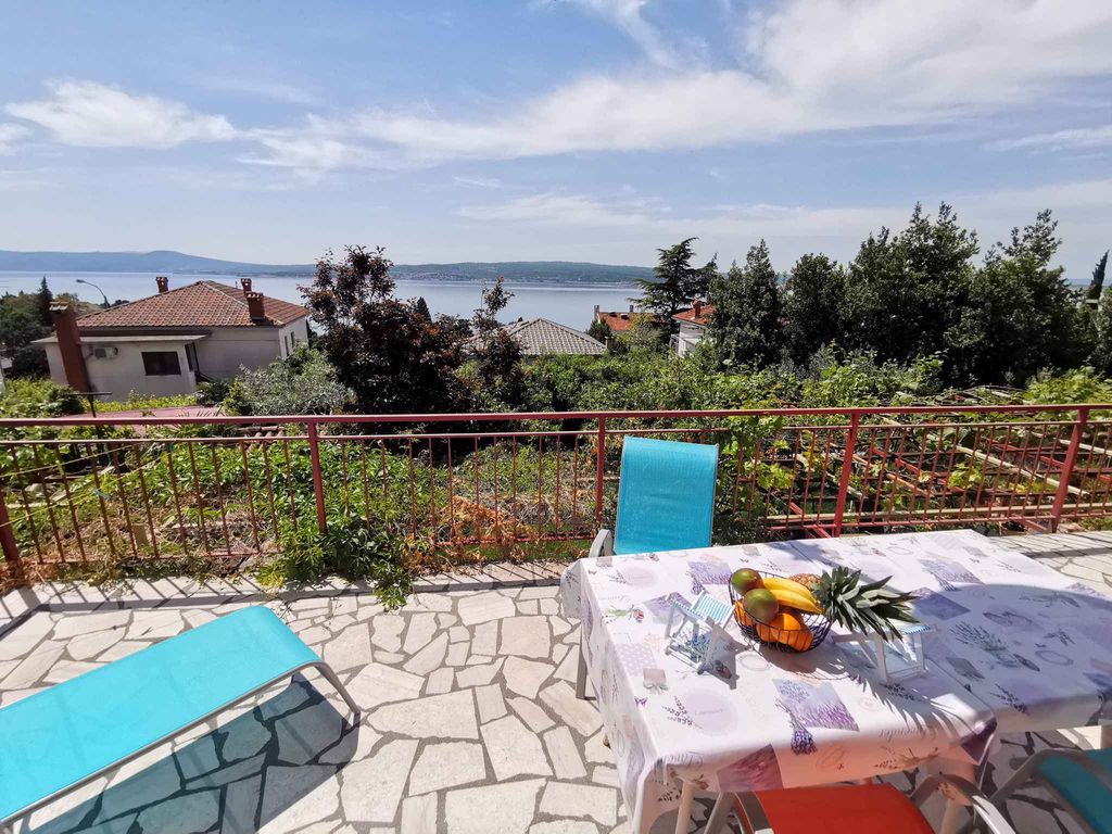 Ferienwohnung mit Terrasse und Meersicht