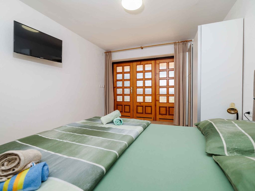 Ferienwohnung mit Terrasse und Klimaanlage