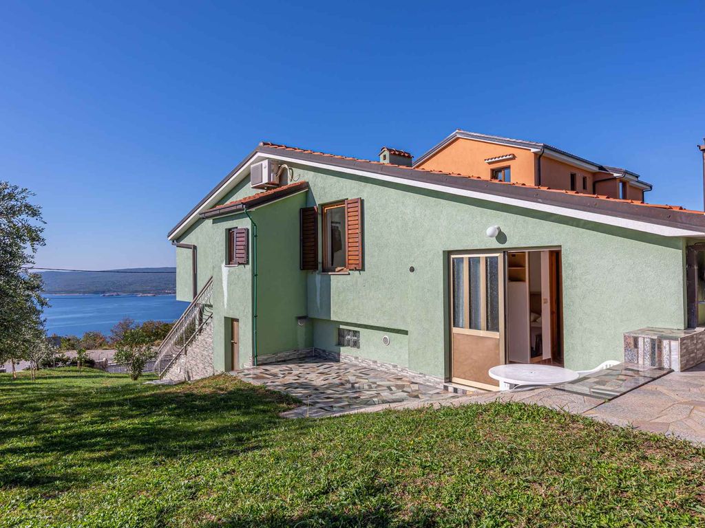 Studio klimatisiert mit wifi und terrasse