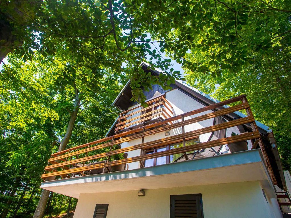 Ferienhaus mi Balkon