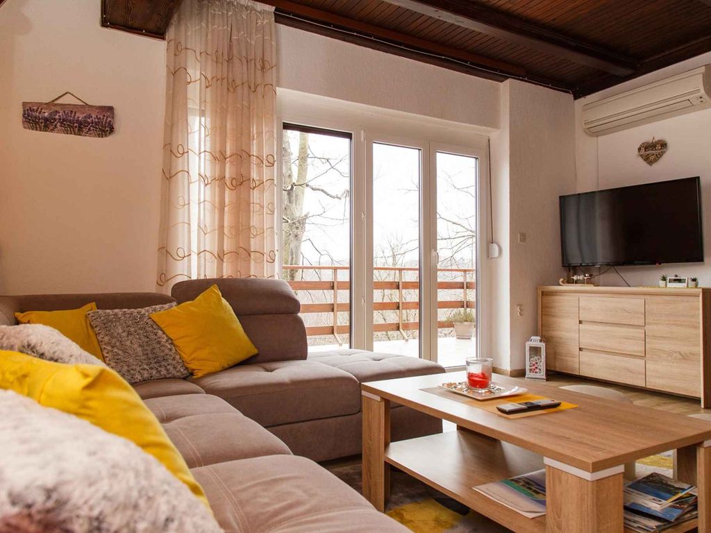 Ferienhaus mi Balkon