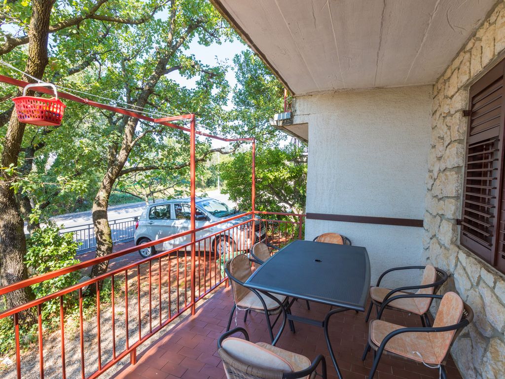 Ferienwohnung mit Balkon und Klimaanlage