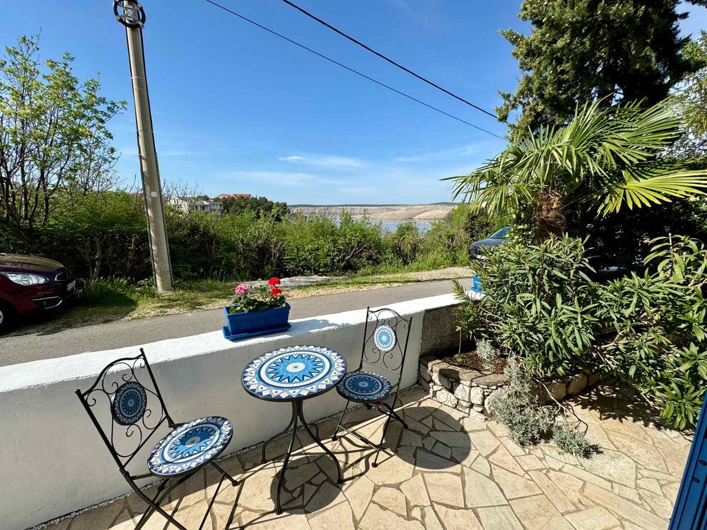 Ferienwohnung mit Terrasse und Meerblick